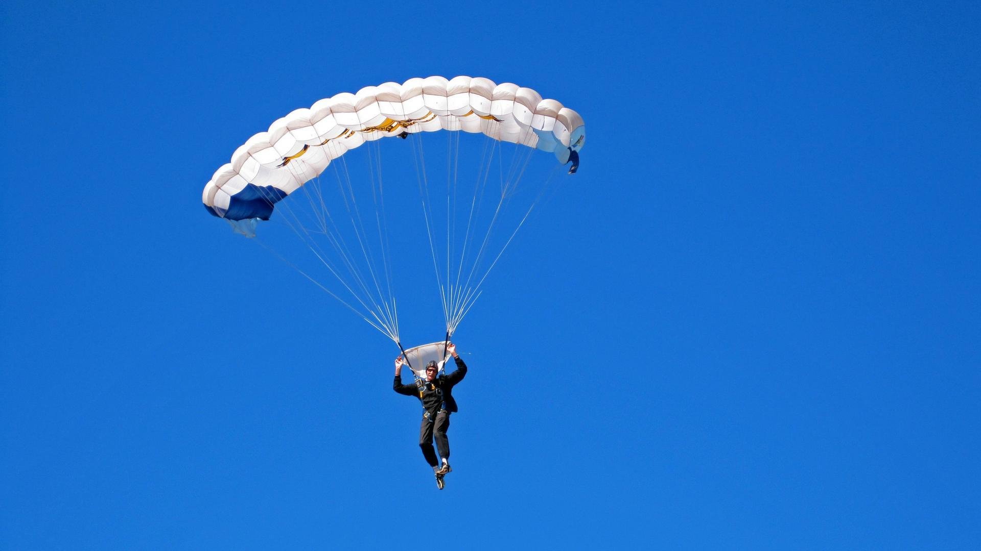 德克斯女子200米蝶泳决赛精彩纷呈，女子200米蝶泳决赛视频回放
