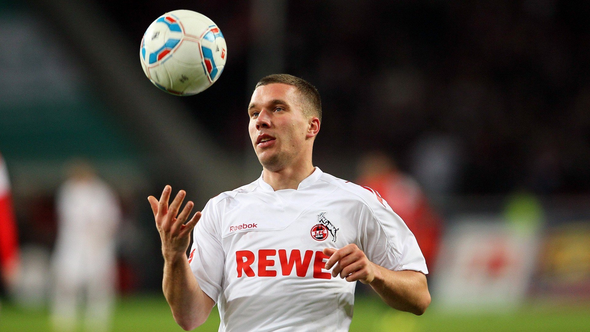 弗朗索瓦·霍尔茨豪伊泽：用个人实力成为南非队的战术发起点，弗雷德.霍伊尔